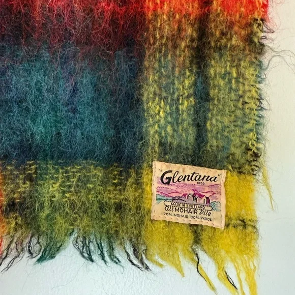 Plaid Wool Scarf - Picture 4 of 6